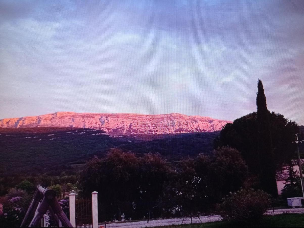 La Maison De Papou La Vigne A Nans Les Pins 83860 Esterno foto
